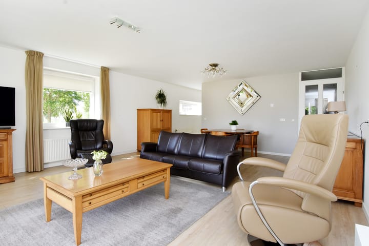 Foto 15 van Meteorenweg 40