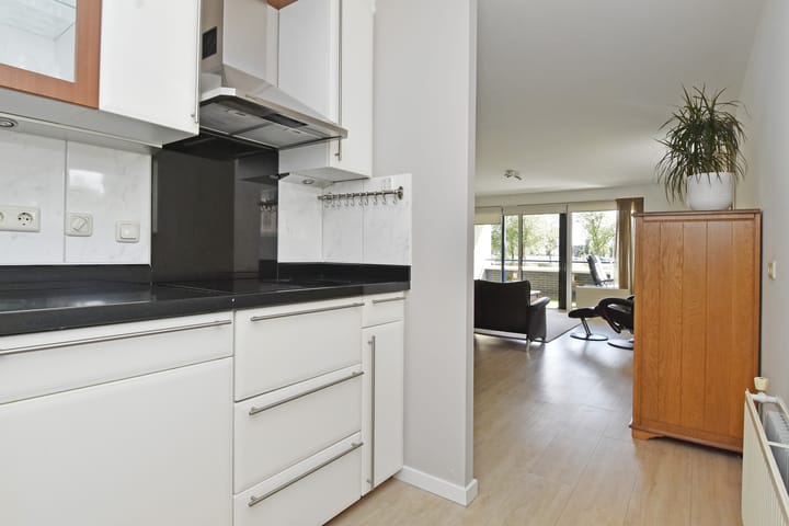 Foto 18 van Meteorenweg 40