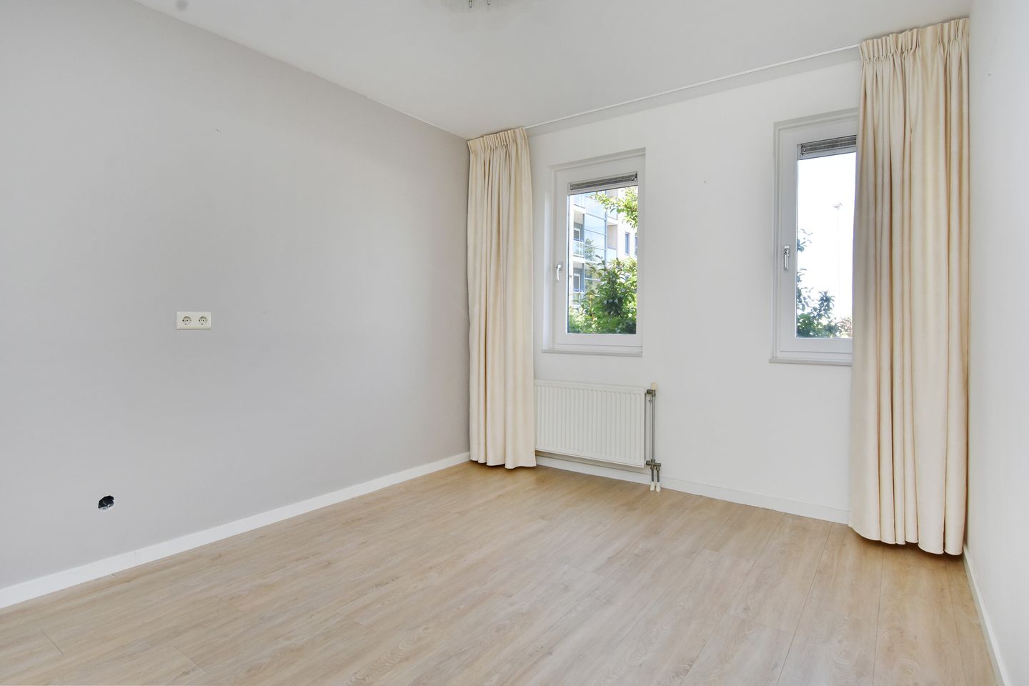 Foto 19 van Meteorenweg 40