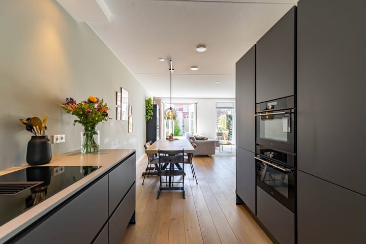 Foto 14 van Melisseweg 17-K