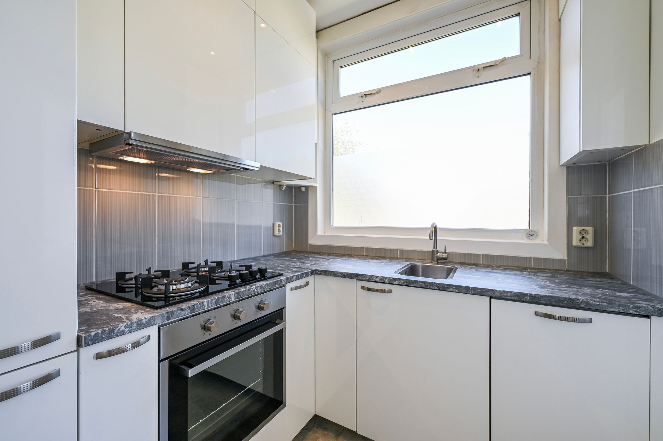 Foto 12 van van Naeltwijckstraat 31