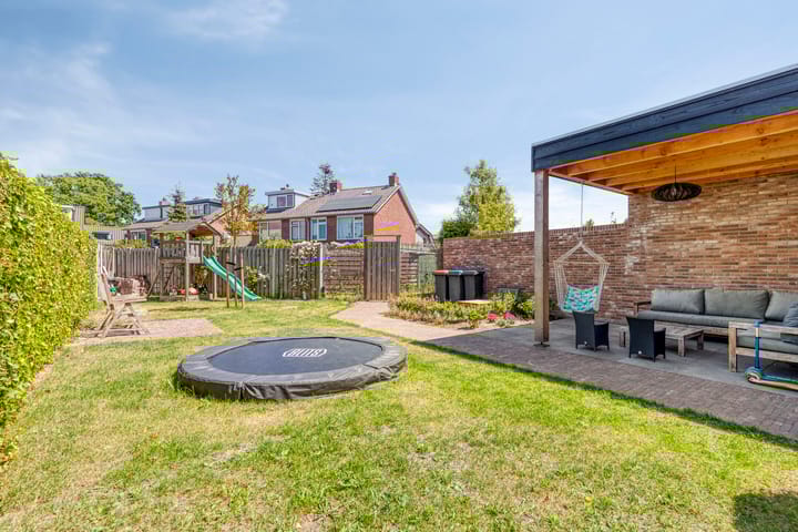 Foto 2 van Rialaan 24