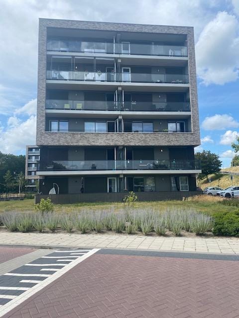 Foto 3 van Amer 10