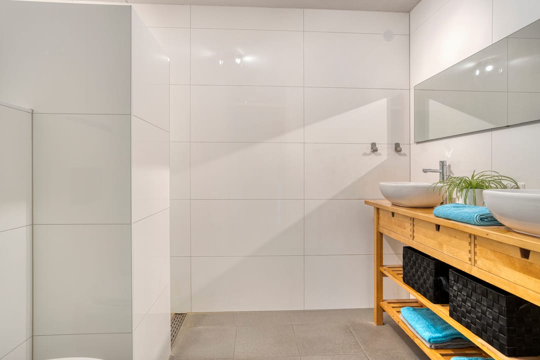 Photo 23 of Wessex 9