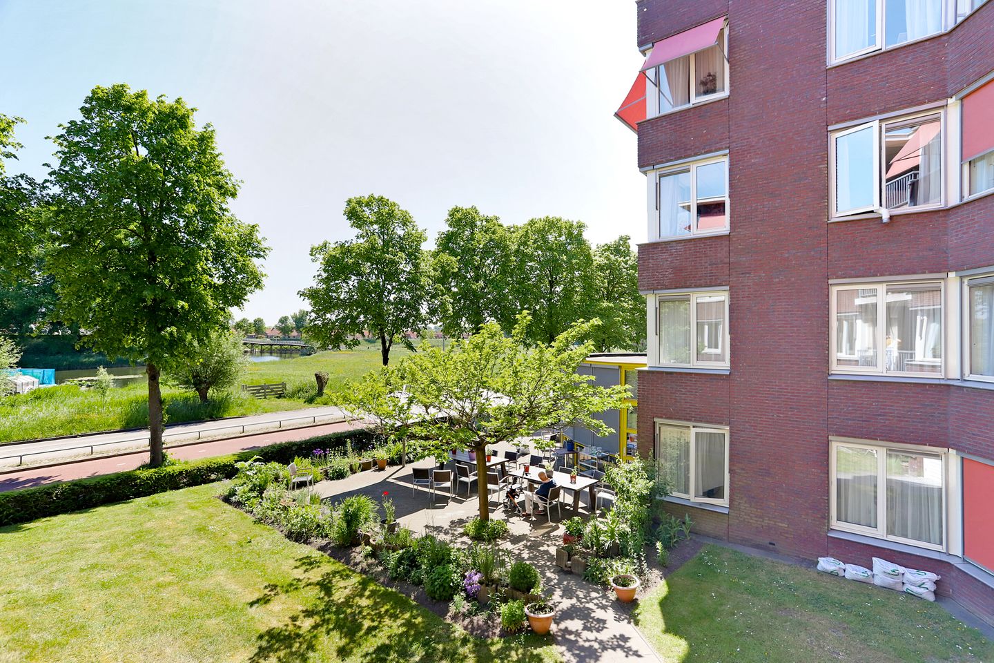 Foto 34 van Lijsterbesstraat 2-C