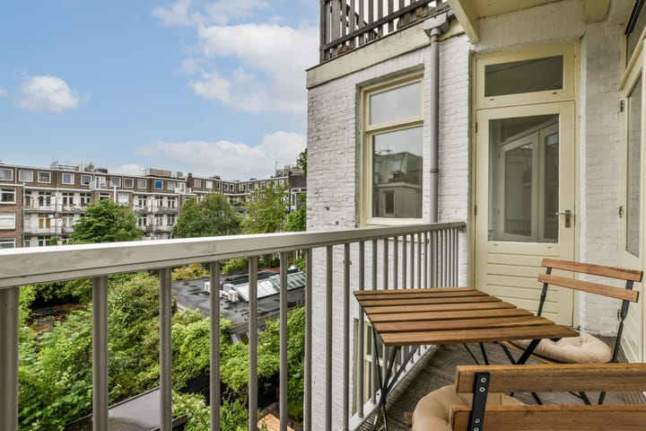 Photo 13 of Rombout Hogerbeetsstraat 12-3