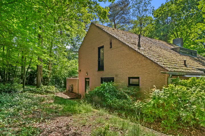 Photo 21 of Prins Clauslaan 8