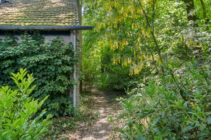 Photo 33 of Prins Clauslaan 8