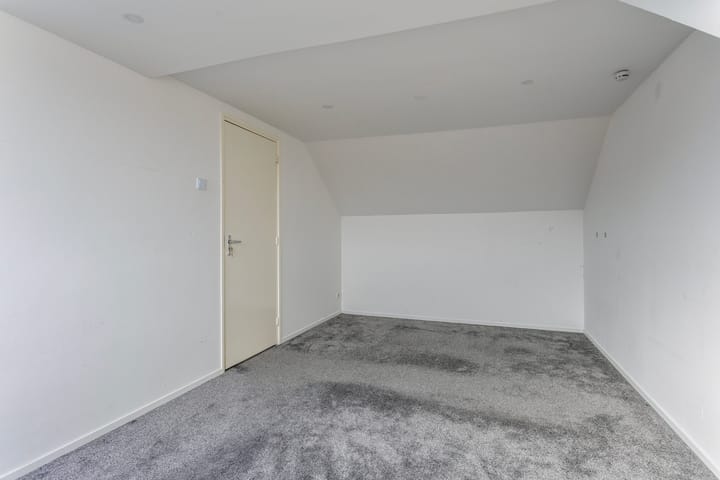 Foto 39 van Distelstraat 51