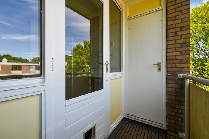 Foto 13 van van Benthuysenlaan 23