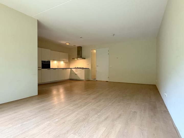 Foto 2 van Naarderstraat 81-2