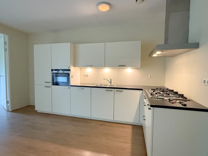 Foto 4 van Naarderstraat 81-2