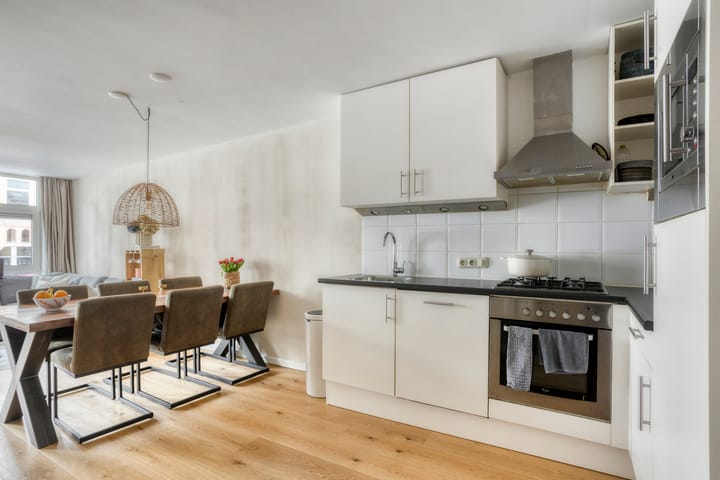 Foto 11 van Albert Cuypstraat 214-1