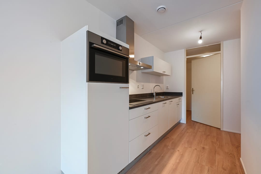 Foto 8 van Lobattostraat 111