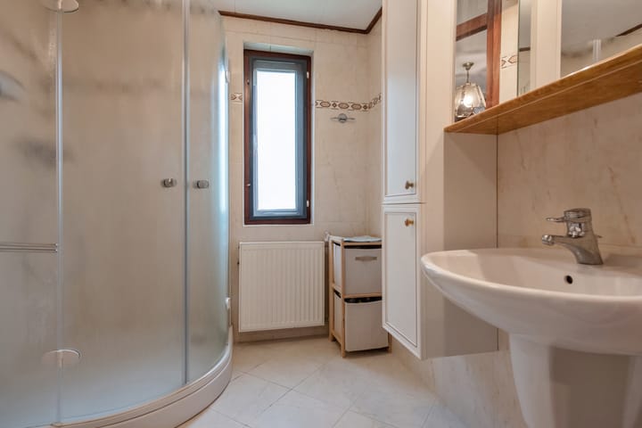 Photo 36 of Datheenhove 46