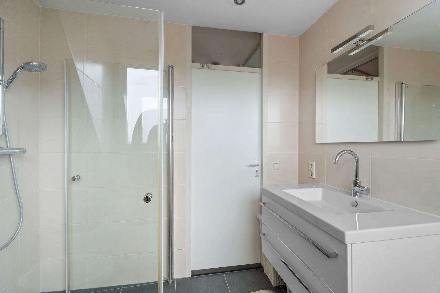 Foto 19 van Dukaatstraat 16