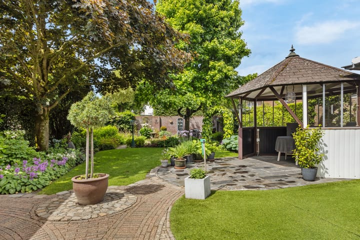 Foto 31 van St. Annastraat 22