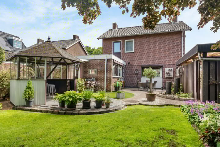 Foto 34 van St. Annastraat 22