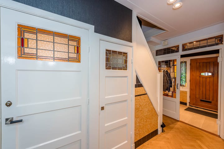 Photo 10 of Burgemeester Boreelstraat 15