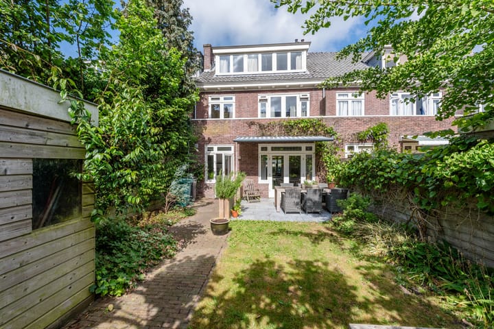 Photo 20 of Burgemeester Boreelstraat 15