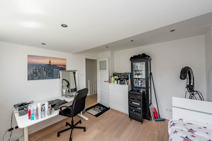 Photo 43 of Burgemeester Boreelstraat 15