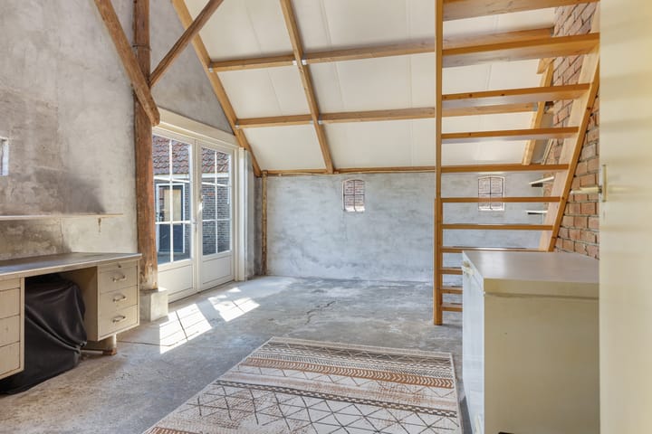 Foto 26 van Luringstraat 57