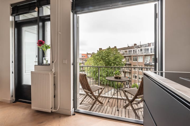 Foto 11 van Aalsmeerweg 121-3