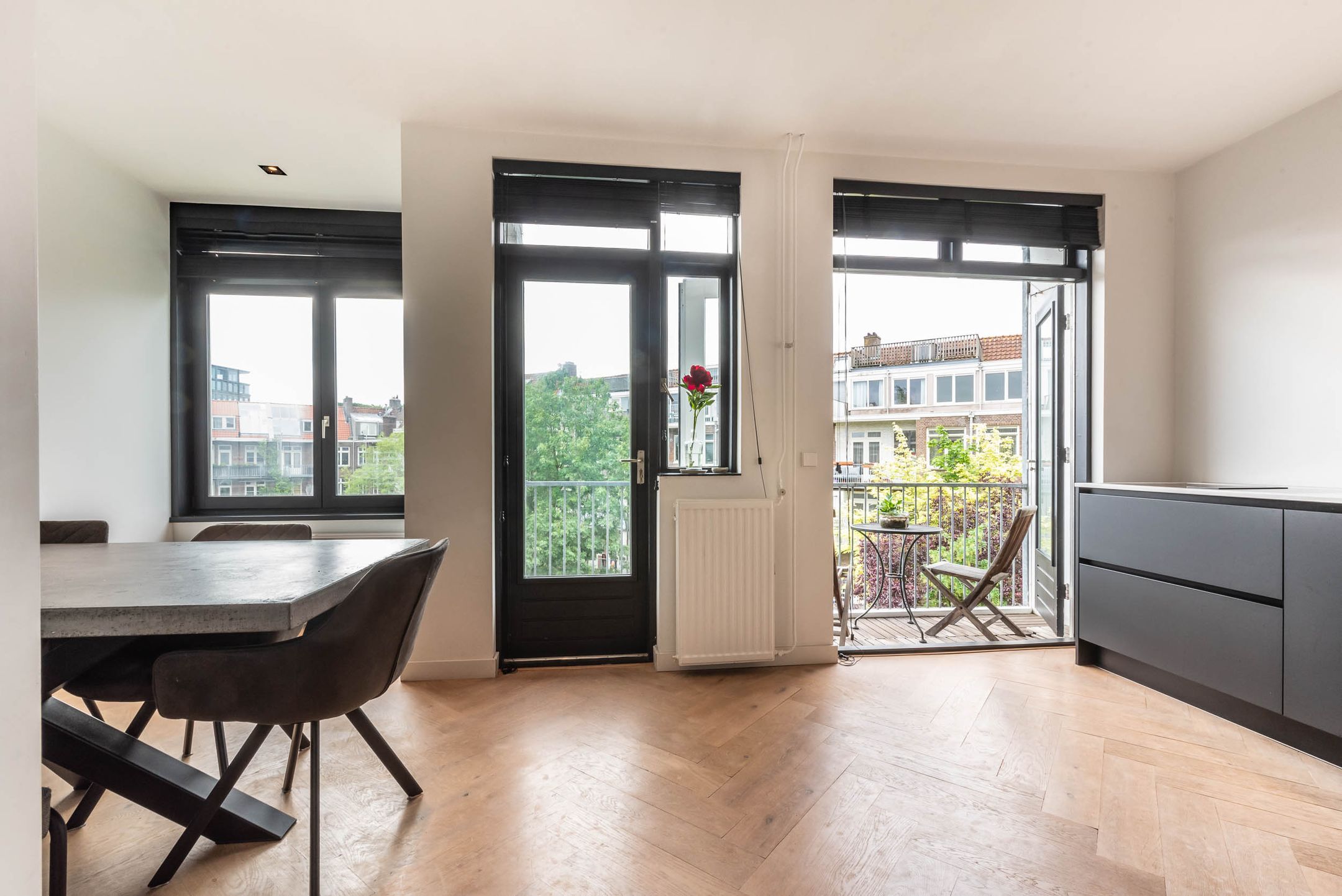 Foto 18 van Aalsmeerweg 121-3