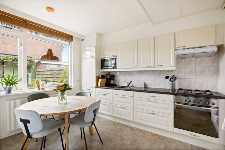 Foto 9 van Roveniusstraat 24