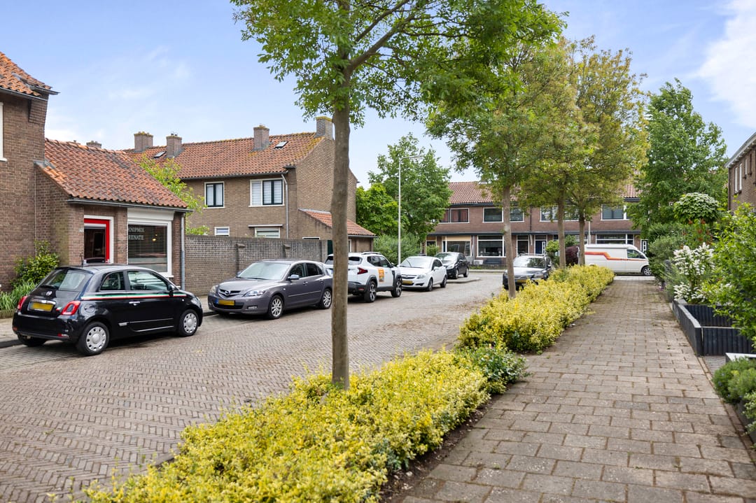 Photo 28 of Roveniusstraat 24