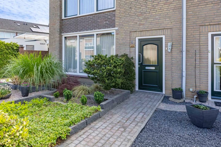 Foto 3 van Sint Jorisstraat 1