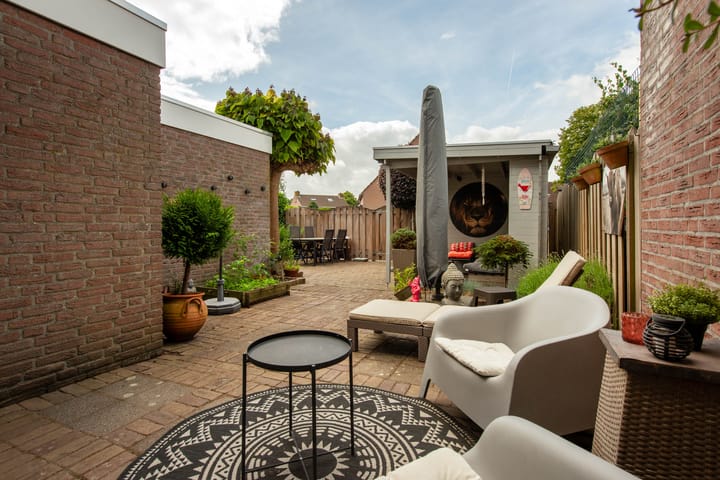 Photo 4 of Mgr Nolensstraat 12