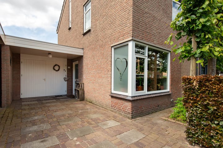 Photo 37 of Mgr Nolensstraat 12