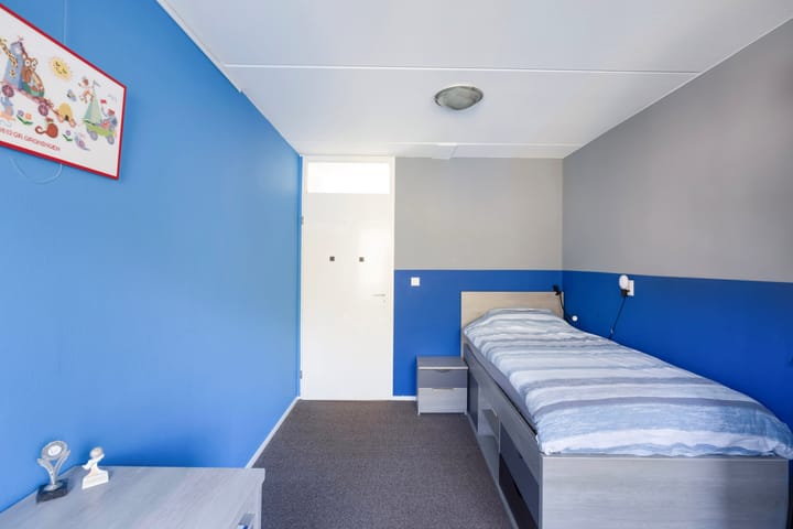 Photo 34 of Leliestraat 9