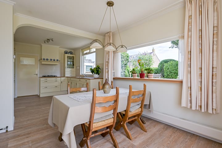 Foto 9 van Brucknerstraat 5