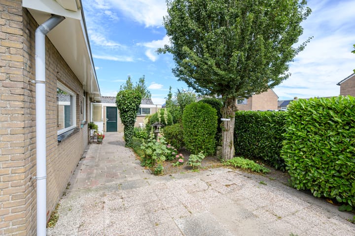 Foto 19 van Brucknerstraat 5