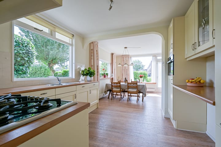 Foto 21 van Brucknerstraat 5