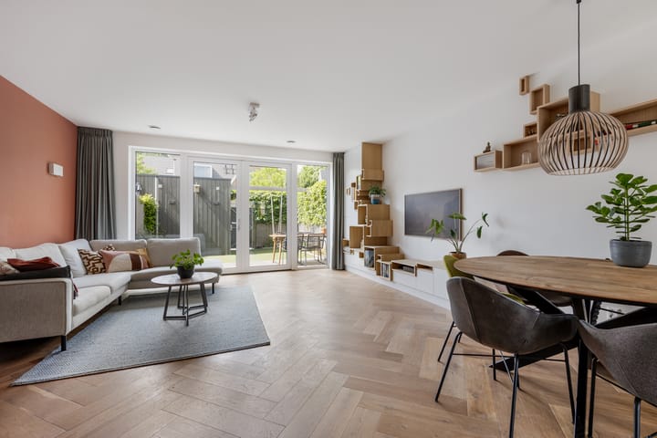 Foto 2 van J. Noppenlaan 2