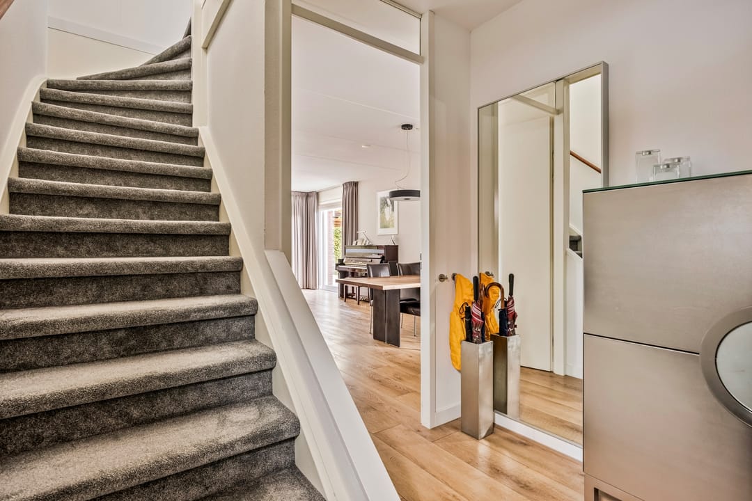 Photo 17 of Sint Eustatiusstraat 61