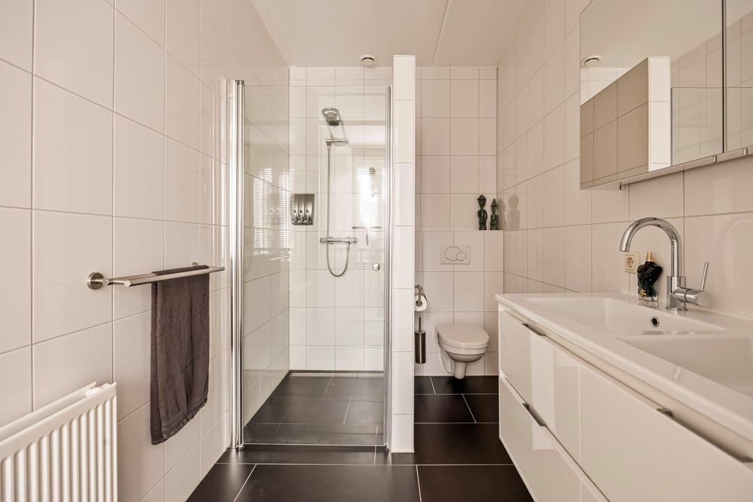 Photo 22 of Sint Eustatiusstraat 61