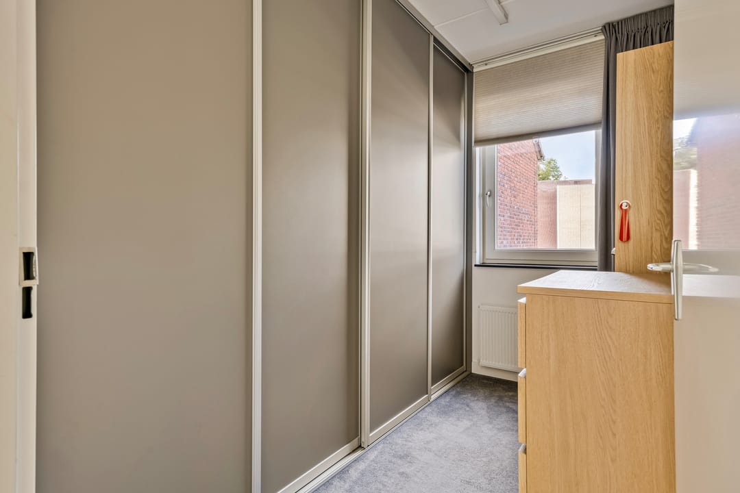 Photo 28 of Sint Eustatiusstraat 61