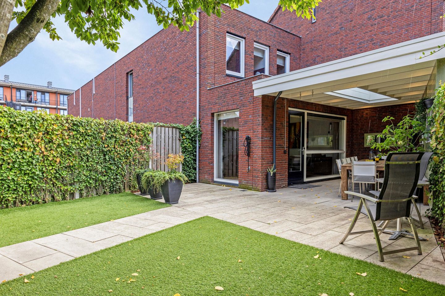 Photo 40 of Sint Eustatiusstraat 61