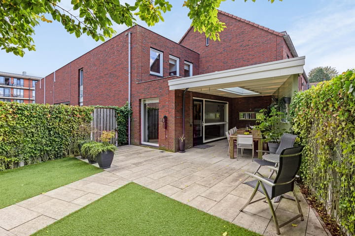 Foto 1 van Sint Eustatiusstraat 61