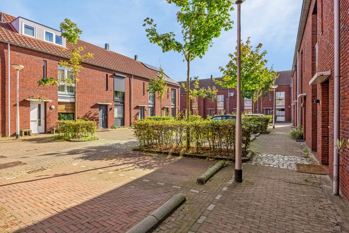 Foto 43 van Sint Eustatiusstraat 61