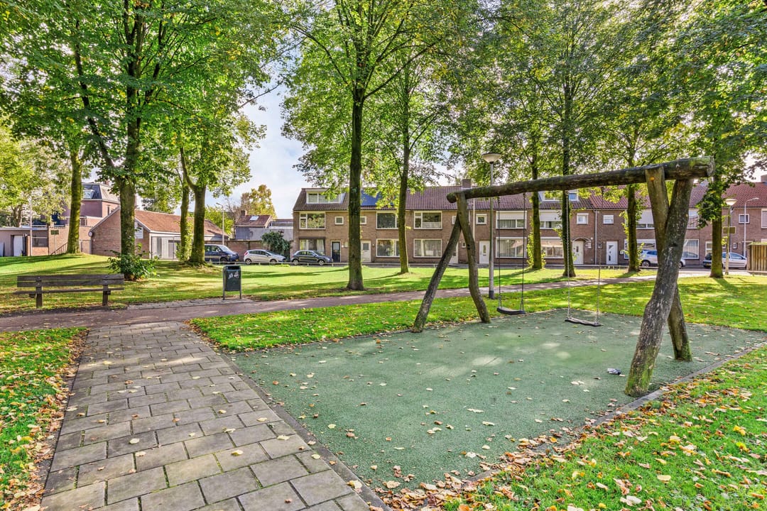 Photo 46 of Sint Eustatiusstraat 61