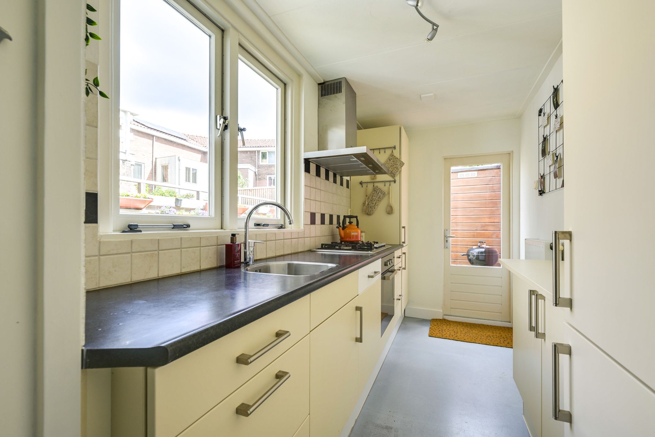 Foto 21 van Edisonstraat 85