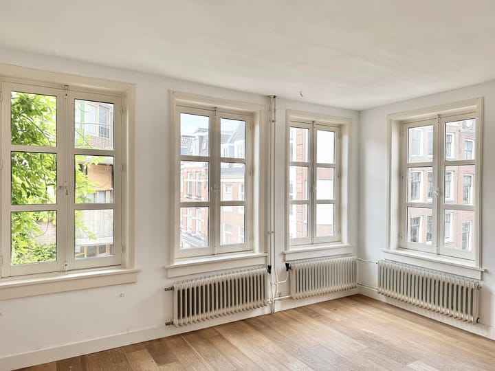 Foto 6 van Eerste Laurierdwarsstraat 18-B