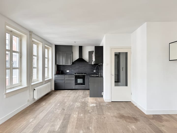 Foto 7 van Eerste Laurierdwarsstraat 18-B