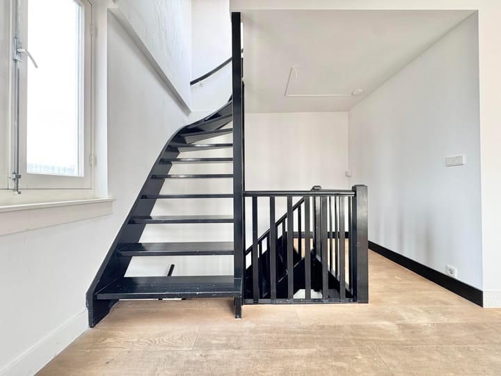 Foto 17 van Eerste Laurierdwarsstraat 18-B