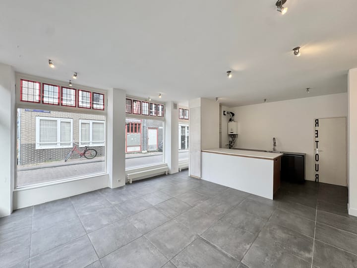 Foto 44 van Eerste Laurierdwarsstraat 18-B